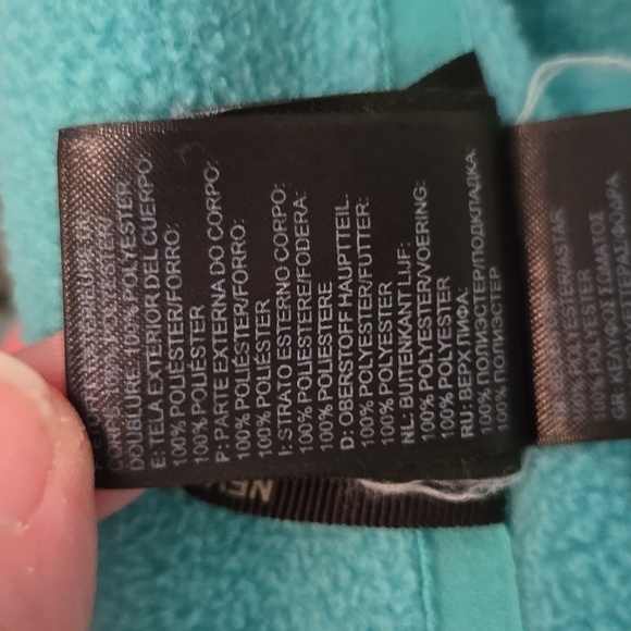 The North Face, turquoise fleece jacket - Picture 9 of 10
